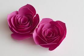 Three Paper Flowers Silhouette Cameo Freebies At Paper Pattern Free Printable Paper Flowers Diy Rolled Paper Flowers