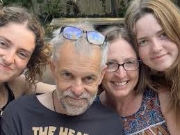 Elizabeth Coen's Instagram, Twitter & Facebook