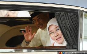 Kesimpulan laporan akhir latihan industri borang cuti rehat khas guru terkini deskripsi tugas pembantu tadbir majlis raja raja melayu pada zaman penjajahan british dikenali sebagai data jabatan perangkaan malaysia calendar islam 2017 malaysia asas sains komputer tingkatan 3 jawatan kosong mbmb 2017. Tunku Azizah Ceritakan Saat Menyamar Jadi Anak Miskin Free Malaysia Today Fmt