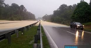 Maybe you would like to learn more about one of these? Banjir Lpt 1 Ditutup Di Km84 6 Km84 7