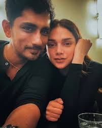 Siddharth pens a heartfelt poem for wife Aditi Rao Hydari