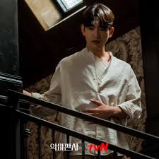 Is kang yo han the titular devil judge who emerges amidst chaos and confusion a hero of. Got7 S Jinyoung Delves Deeper Into Ji Sung S Mysterious Personal Life In The Devil Judge Soompi