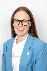 Jennifer Malcolm's Instagram, Twitter & Facebook