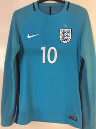 Das aktuelle england nationalmannschafts trikot 2020/21 kannst du bei 11teamsports günstig kaufen, so wie viele weitere fan artikel und sportbekleidung. England Torwart Fussball Trikots 2016 2017