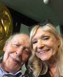 Brian Murphy with his wife Linda Regan. They have been married since 1995.  Met them and a lovely couple. ♥ 📼 📺 🎭