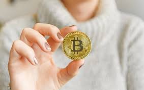 People tend to think that because bitcoin is a new just like there's no easy, risk free way to make a quick buck there's no magical way to earn bitcoin. Why People Invest In Bitcoin Psychology Of Cryptocurrency