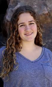 Amelia Mitchell's Instagram, Twitter & Facebook