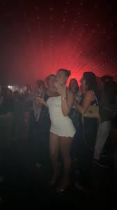 DENICE MELINN (@denicemelinn) - Urlebird