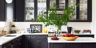 15 Beautiful Black And White Kitchens 2024