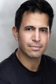 Nicola Clements : biographie, filmographie, photos & vidéos