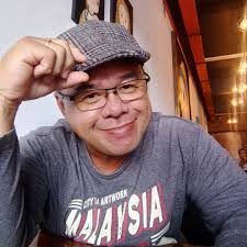 云吞特别美味的皇帝面，自家半世纪手工面。  云吞！云吞！对！他家的云吞有一个香味非常吸引人，就是还不知道什么香料，香味在口里瞬间爆开，边咬边香，几秒的惊喜，显然几秒就足够满足了，云吞的香味超香！香味瞬间而过！不会干扰其它面的口味，云吞就不会霸占面的风味  ...