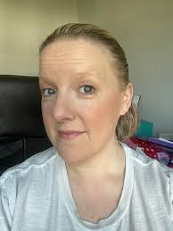 💜 💜 How fun is this look I did yesterday? ! I used the products from my  🔥 ON FIRE 🔥 collection to pull it off! Join me live 💻 this afternoon