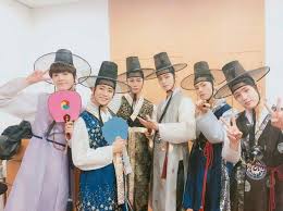 On august 14 fantagio released information about the new group via their social media, including pictures and profiles of each member and the announcement of the group's name. Astro Wanna Be Your Star Astro Astro Boy Astro Wallpaper