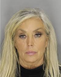 Robert Donehoo's Instagram, Twitter & Facebook