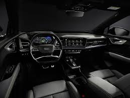 In this way audi is consistently pressing ahead with its offensive for electrification. Audi Q4 E Tron Meb Crossover Mit Premiumanspruch