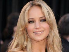 She makes it look effortless and so regal. 100 Girls Celebrities Ideas Celebrities Celebrities Female Girl Celebrities