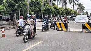 Coba sendiri aja biar gk penasaran. Bapenda Jateng Gratiskan Denda Pajak Kendaraan Selama Wabah Corona Tribun Jateng