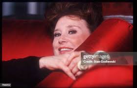 125 Doris Huge Photos & High Res Pictures