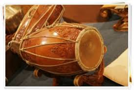 Alat musik tradisional indonesia bonang. November 2013 Dedi Sutrisno