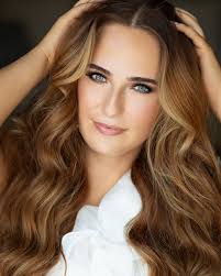 Pageant Headshots (@meagangilbertphoto) · Instagram 照片和视频