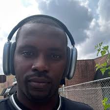 Vertis Brandon Lott (@vertisbrandon) • Threads, Say more