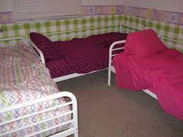 3 Twin Beds In A 10x10 Room No Bunk Beds Bed Small Bedroom Twin Bed