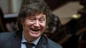 La aprobación de la gestión de Milei en las últimas encuestas nacionales