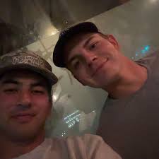 Lucas Gordon (@lucasdgordon) • Instagram photos and videos