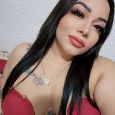 ⓘ Este usuario quiere echarse una caguama con el que está leyendo esto.🥴