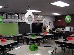Black And White Polka Dot Classroom Decor Teaching With Blonde Ambition I Love Polka Dots Polka Dot Classroom Red Classroom Classroom Themes