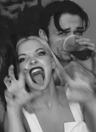 Happy Halloween guys! It's spooky timeee