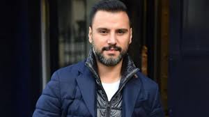 Buse korkmazın yanındayız bkfc korkmaz tik. Alisan In Oglu Burak Eglence Ugruna Yerlerde Surundu Annesi Buse Varol O Anlari Instagram Da Paylasti