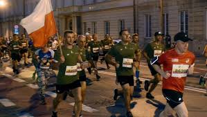 Rocznicy wybuchu powstania warszawskiego ulicami miasta przejadą uczestnicy masy powstańczej. Za Nami 27 Bieg Powstania Warszawskiego Sport Tvp Pl