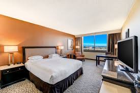 Alo hotel by ayres in orange ca at 3737 west chapman ave. Doubletree By Hilton Hotel Anaheim Orange County 481 Photos 440 Reviews Hotels 100 The City Dr Orange Ca Phone Number