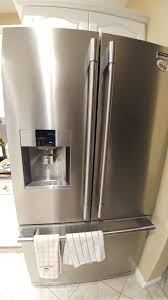 If the fridge still does not run, check the cord and plug for damage. Frigidaire Refrigerator Ice Maker Not Working Thriftyfun
