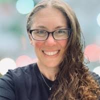 Tamara Stuart's Instagram, Twitter & Facebook