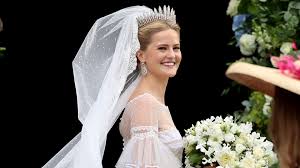 Exposing La Reina del Arroz con Pollo - what you haven't seen