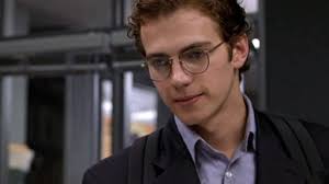 He grew up with two sisters and a brother outside toronto, ontario, where the pair's first effort was a marked departure from christensen's earlier roles. Luege Und Wahrheit Shattered Glass Mit Hayden Christensen Elikani
