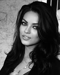 happy 42nd birthday To Mila Kunis🥳🎁 📍 Mila Kunis