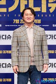 Jun 30, 2021 · 김소진, 정만식, 김재화, 박경혜는 대한민국 대사관의 내전, 고립, 탈출을 관객들과 함께 호흡하고 경험하며 생동감 넘치는 연기를 선사할 것이다. Tí¬í†  ì •ë§Œì‹ ê°ì´ˆ ë°°ìš°