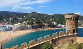 El triatlón de tossa de mar destaca por su espectacular recorrido en bicicleta, divertido y exigente a la vez. Los 10 Mejores Hoteles De Tossa De Mar Desde 45