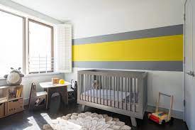 Voici quelques en thérapie, le jaune est utilisé pour stimuler les nerfs et. Decoration Chambre Bebe En 30 Idees Creatives Pour Les Murs