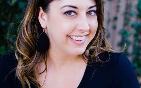 Jillian Randall's Instagram, Twitter & Facebook