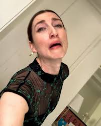 He said he loves my personality…but he didn't say which one. Which is your  mood today? 😅 (The last one is my personal favourite 💚) . . 1st photo:  kickasscapture 📷 3rd