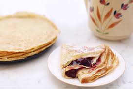 Recette De Crepes Faciles Et Moelleuses Sans Repos Un Delice Royal Chill Blog Cuisine Voyage Et Photographie