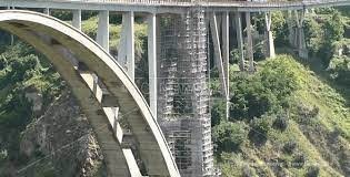 Jun 28, 2021 · questa notte, alle ore 01.15 circa, sul viadotto f. Catanzaro Lavori Sul Ponte Bisantis Fino Al 2021 Ma Si Pensa A Un Soluzione Per I Bus