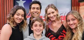 The parents of rafael araneda are jorge araneda, laura maturana guillier. Rafael Araneda Llego De Sorpresa A Chile Para Reencontrarse Con Su Familia Planeo Todo Con Su Hijo Entretencion Y Espectaculos Pagina 7
