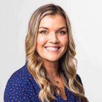 Carly Harrington's Instagram, Twitter & Facebook