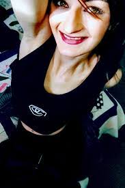 Marissa Head's Instagram, Twitter & Facebook