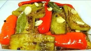 блюда из баклажанов рецепты быстро и вкусно с фото Ot Etih Marinovannyh Baklazhan Nevozmozhno Otorvatsya Bystro I Vkusno Holodnaya Zakuska Youtube V 2020 G Holodnye Zakuski Marinovannye Baklazhany Pitanie Recepty